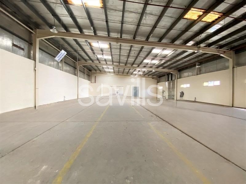 Entrepôt à Ajman, UAE 2601.3m² No. 6908