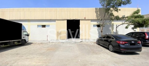Entrepôt à Ajman, UAE 2601.3m² No. 6908 2