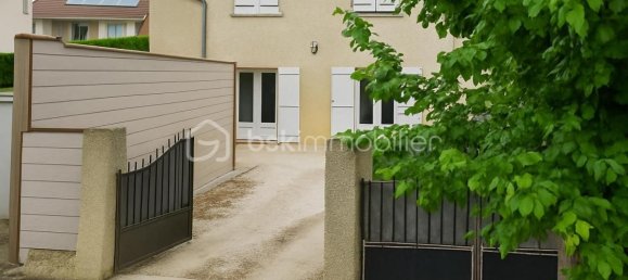 Dúplex de 4 dormitorios en Rives, France No. 322461 13