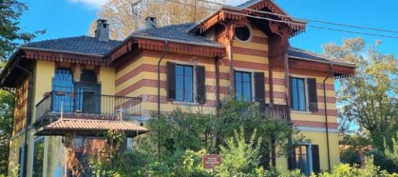 Вилла с 6 комнатами в Гаттинара, Италия № 114451 2