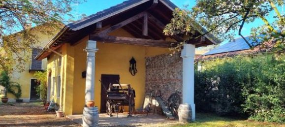 Вилла с 6 комнатами в Гаттинара, Италия № 114451 8