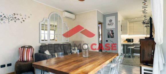 Квартира с 1 спальней в Моццо, Италия № 221684 2