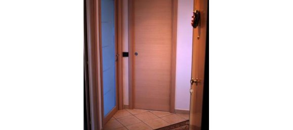 2 Schlafzimmer Wohnung in Rome, Italy, Nr. 252529 8