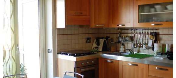 2 Schlafzimmer Wohnung in Rome, Italy, Nr. 252529 2