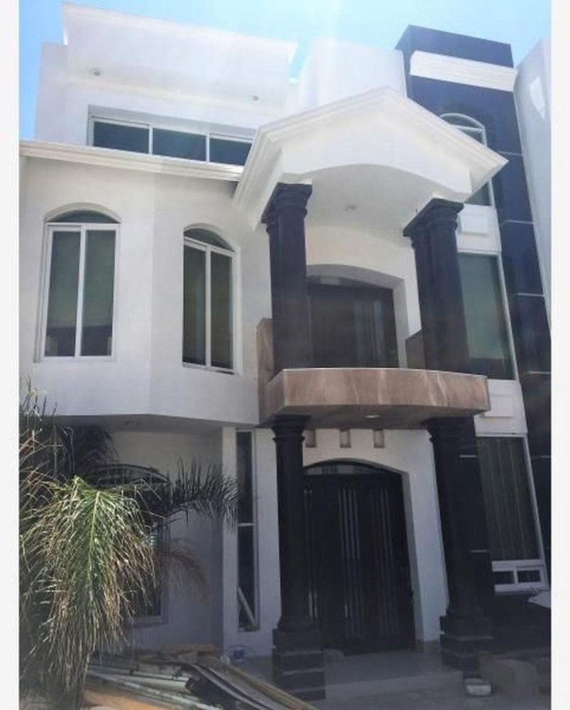 Дом с 5 спальнями в Керетаро, Мексика № 181028