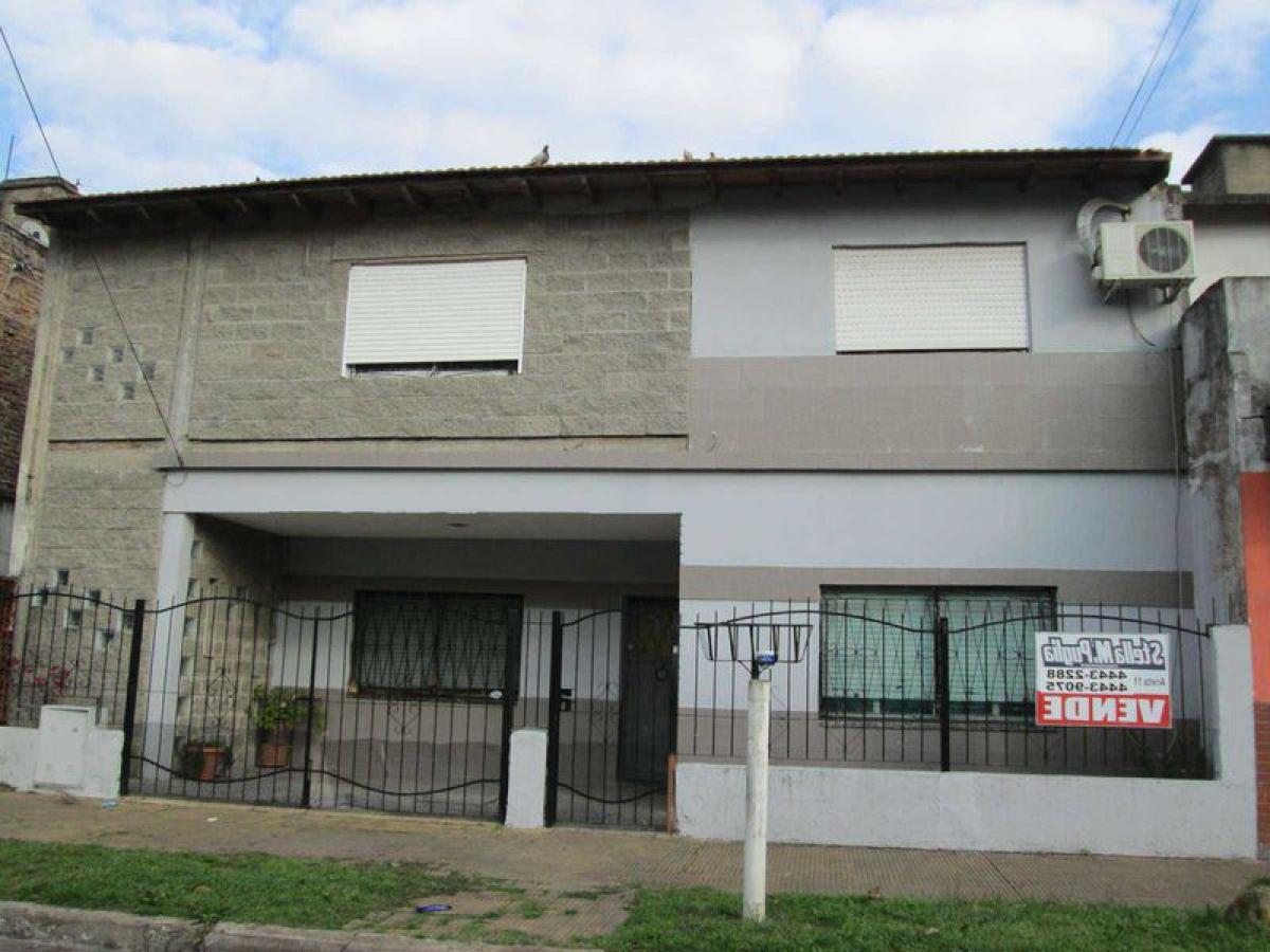 5 غرف نوم منزل في Bermudez, Argentina رقم 7382