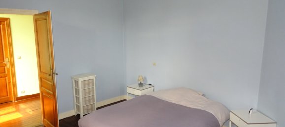 6 chambres Maison à La Loupe, France No. 104459 8