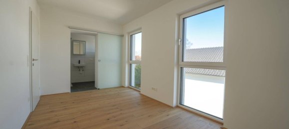 4 rooms Apartment in Traun, Austria No. 184024 10