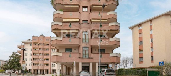 2-Zimmer Gewerbliche Immobilie in Caronno Pertusella, Italy, Nr. 156039 24