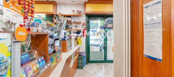 2-Zimmer Gewerbliche Immobilie in Caronno Pertusella, Italy, Nr. 156039 10