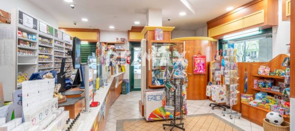 2-Zimmer Gewerbliche Immobilie in Caronno Pertusella, Italy, Nr. 156039 4