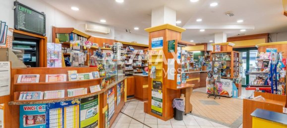 2-Zimmer Gewerbliche Immobilie in Caronno Pertusella, Italy, Nr. 156039 29