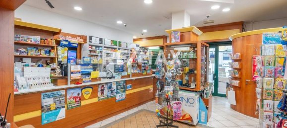 2-Zimmer Gewerbliche Immobilie in Caronno Pertusella, Italy, Nr. 156039 30