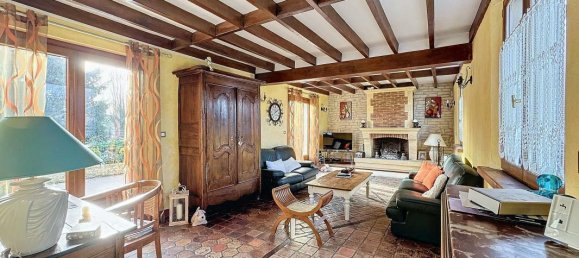 3 bedrooms House in Milly-la-Foret, France No. 147734 2