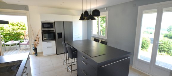 Дом с 4 спальнями в Талюйэр, Франция № 99835 5