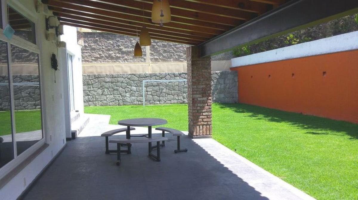 4 bedrooms House in Ciudad Lopez Mateos, Mexico No. 210092