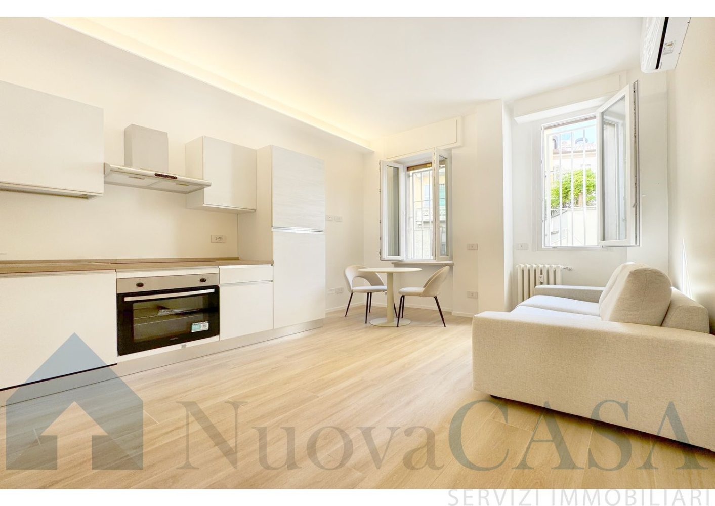Apartamento de 2 dormitorios en Milan, Italy No. 366912