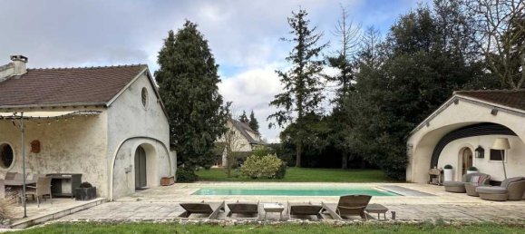 8 bedrooms Villa in Montfort-l'Amaury, France No. 201276 8