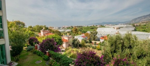 4 Schlafzimmer Property in Kargicak, Turkey, Nr. 6639 23