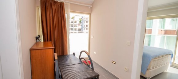 4 Schlafzimmer Property in Kargicak, Turkey, Nr. 6639 9