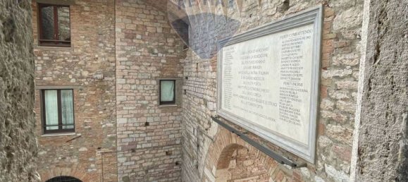 3-salle Appartement à Perugia, Italy No. 145620 25