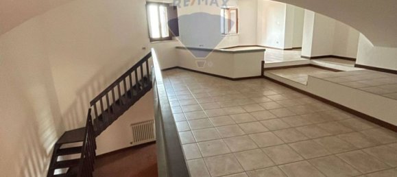 3-salle Appartement à Perugia, Italy No. 145620 9