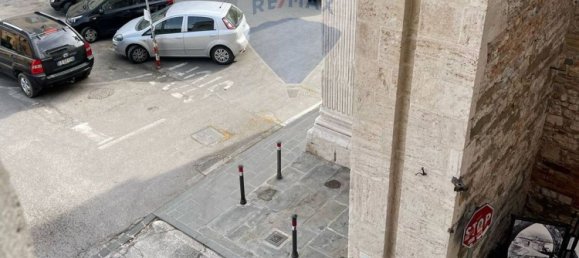 3-salle Appartement à Perugia, Italy No. 145620 13