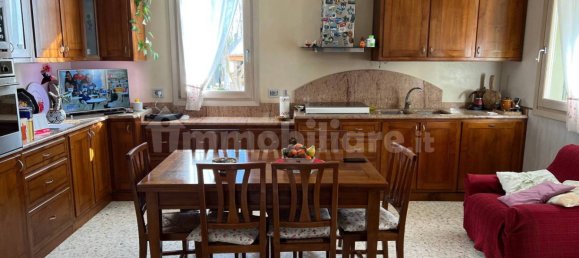 3 Schlafzimmer Villa in Bassano del Grappa, Italy, Nr. 112421 8