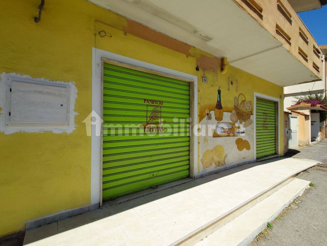 1 room Commercial property in Sardinia, Italy No. 312928