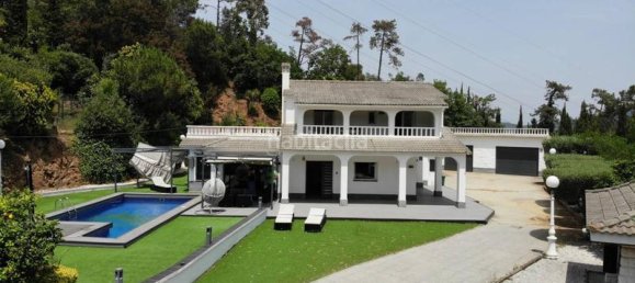 6 bedrooms House in Sant Fost de Campsentelles, Spain No. 71382 8