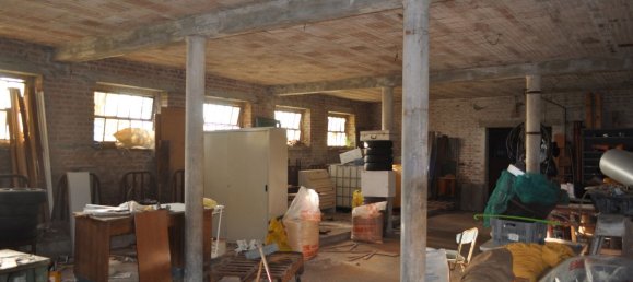 Lagerhaus in Parma, Italy 450m², Nr. 332635 6