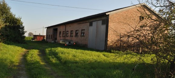 Lagerhaus in Parma, Italy 450m², Nr. 332635 3