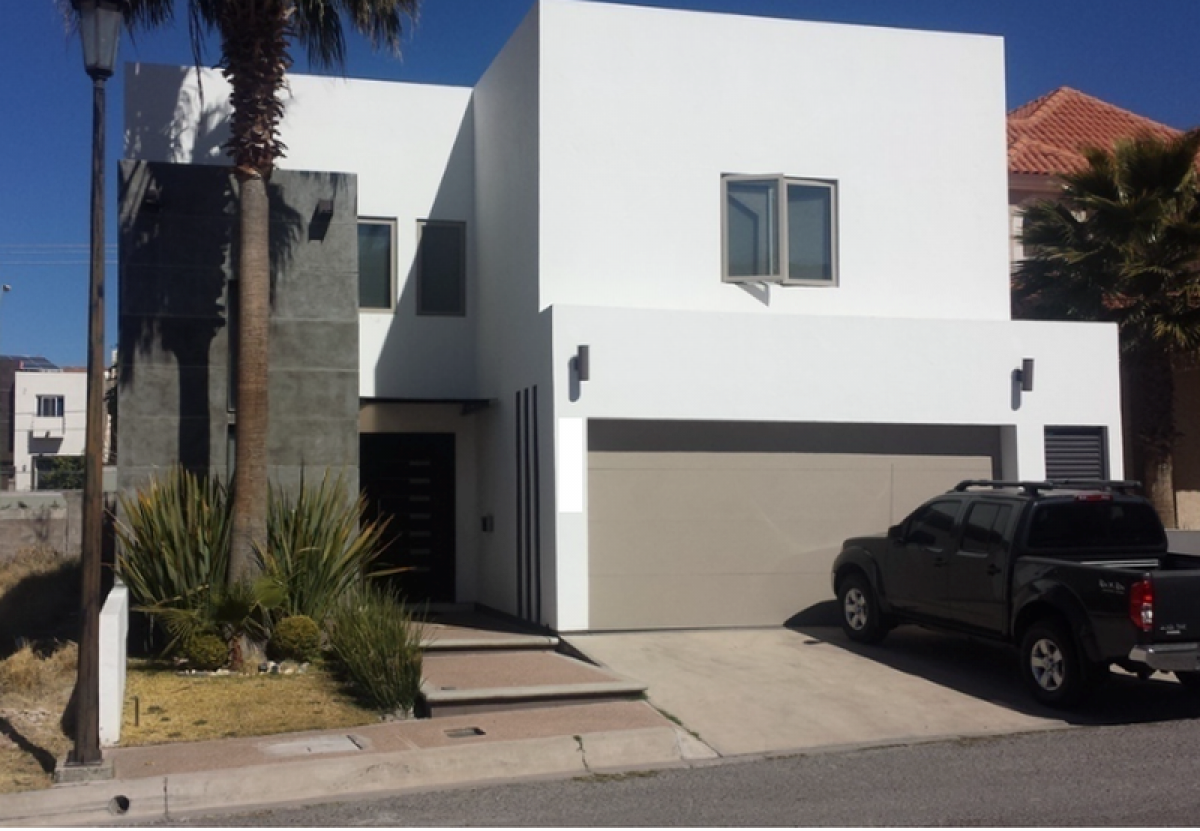 3 bedrooms House in Chihuahua, Mexico No. 158401