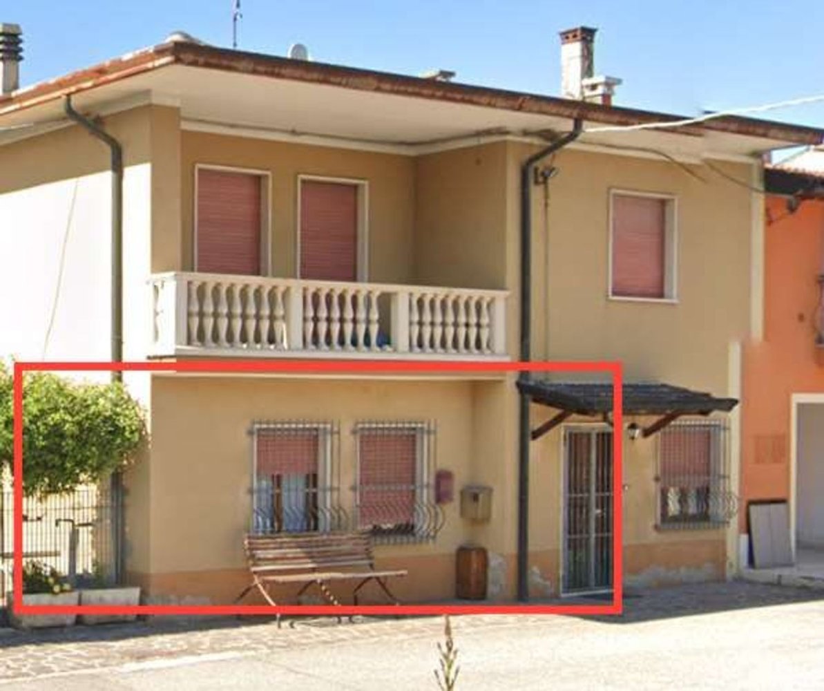 4 rooms Apartment in Gambellara, Italy No. 300358