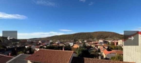 Adosado de 4 dormitorios en León, Spain No. 162226 3