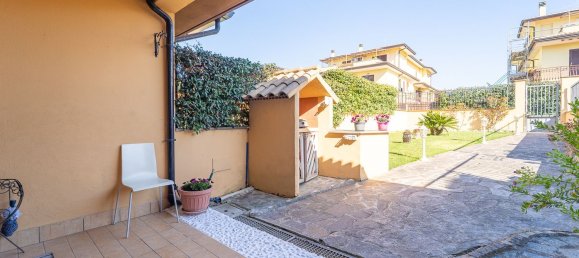 3-salle Maison à Gallicano nel Lazio, Italy No. 54080 33