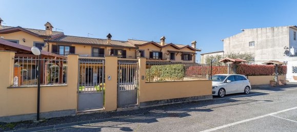 3-salle Maison à Gallicano nel Lazio, Italy No. 54080 36