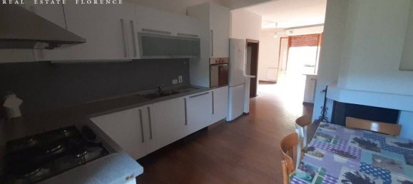 2 bedrooms Apartment in Dicomano, Italy No. 70391 3