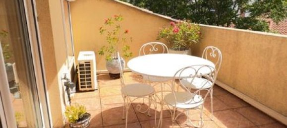 2 bedrooms Apartment in Saint-Raphael, France No. 281458 7