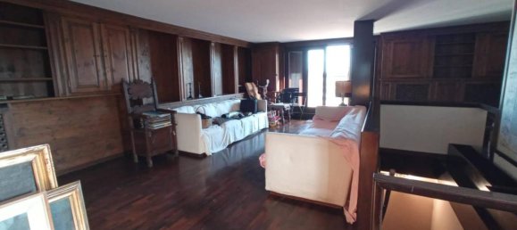 Apartamento de 6 habitaciónes en Padua, Italy No. 41331 2