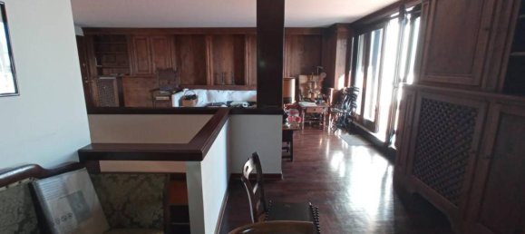 Apartamento de 6 habitaciónes en Padua, Italy No. 41331 4