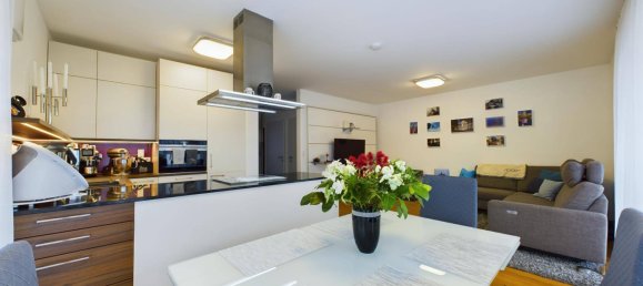 Apartamento de 2 dormitorios en Pasching, Austria No. 178868 3