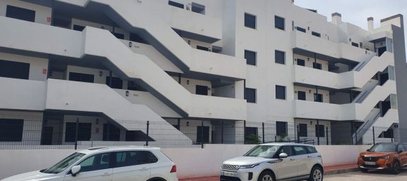 Apartamento de 2 dormitorios en Alicante, Spain No. 177313 17