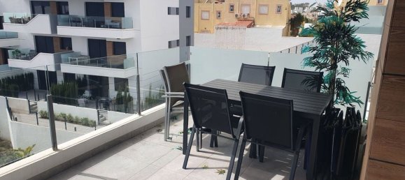 Apartamento de 2 dormitorios en Alicante, Spain No. 177313 3