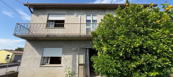 8 rooms House in Castelbaldo, Italy No. 280056 5