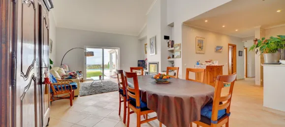 4 bedrooms House in Loule, Portugal No. 23298 7