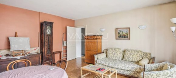 4 rooms Apartment in Paris, France No. 136481 4