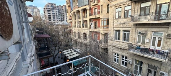 3 bedrooms Apartment in Nasimi, Azerbaijan No. 2340 11