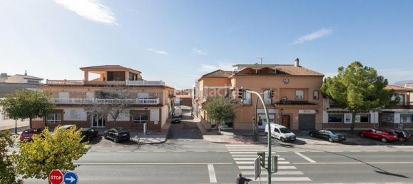 5 غرف نوم تاون هاوس في Pinos Puente, Spain رقم 29590 15