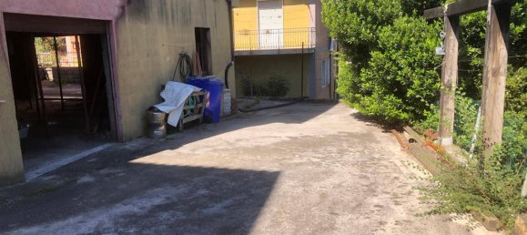 3 bedrooms House in Amandola, Italy No. 90099 18